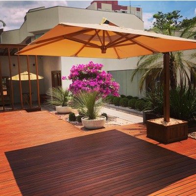 Ombrelone Lateral Premium 3m x 3m quadrado com floreira - Cor CREME